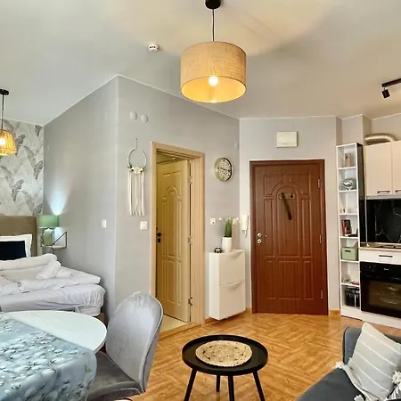 Royal Bay - Private - Bsr - 4 Apartment
