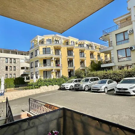 Royal Bay - Private - Bsr - 4 Apartment *